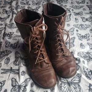 brown boots